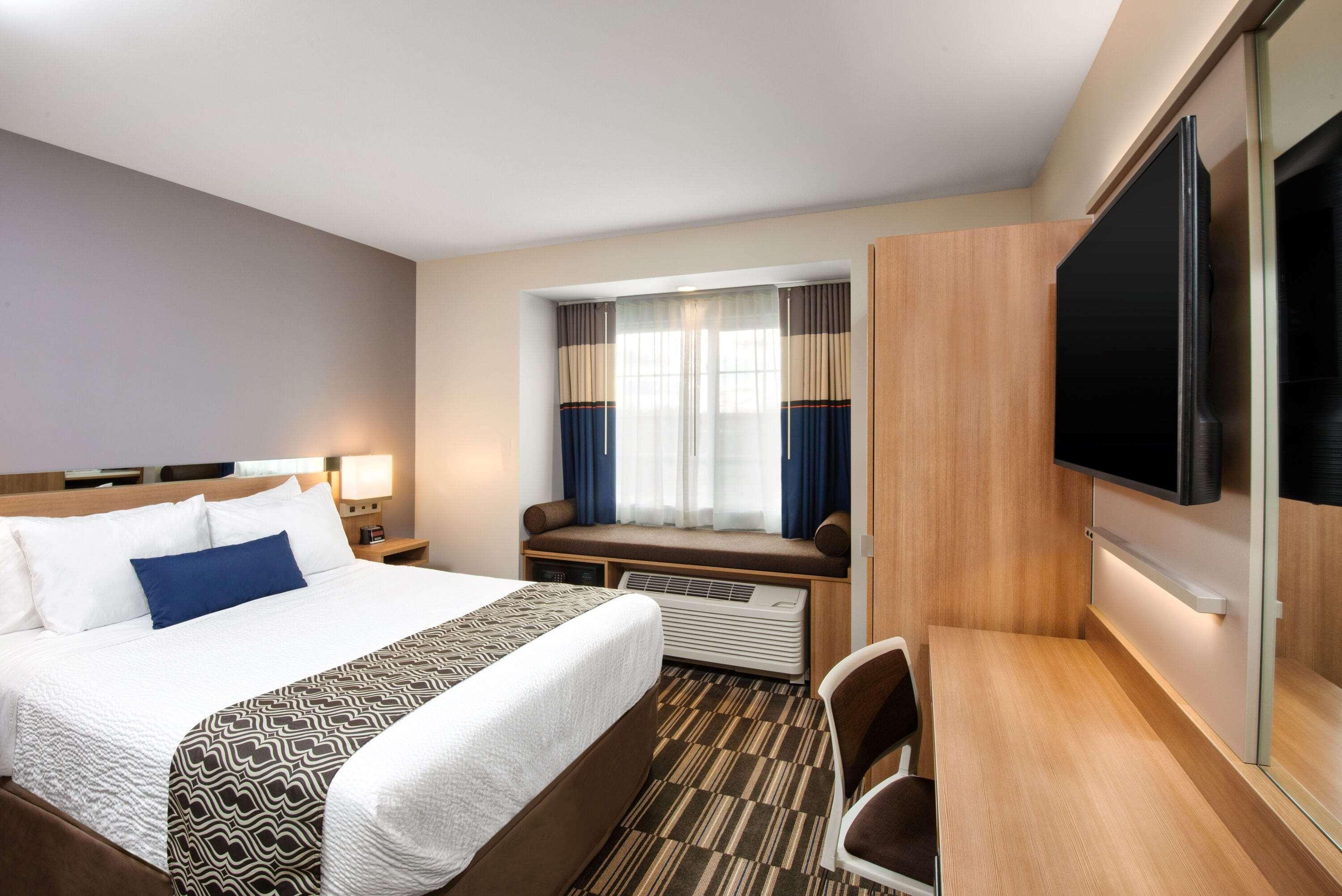 Microtel Inn & Suites By Wyndham Farmington Buitenkant foto
