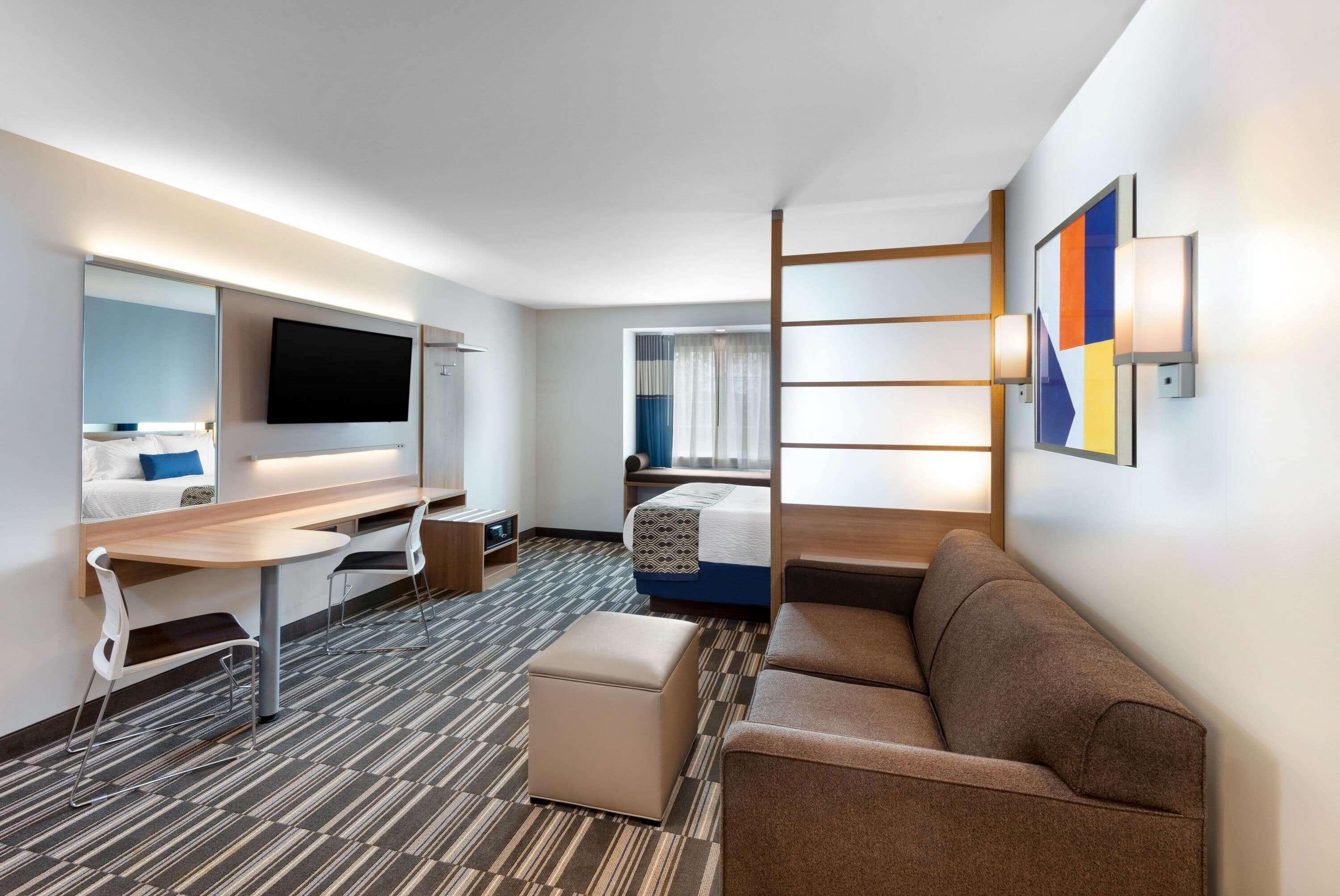 Microtel Inn & Suites By Wyndham Farmington Buitenkant foto