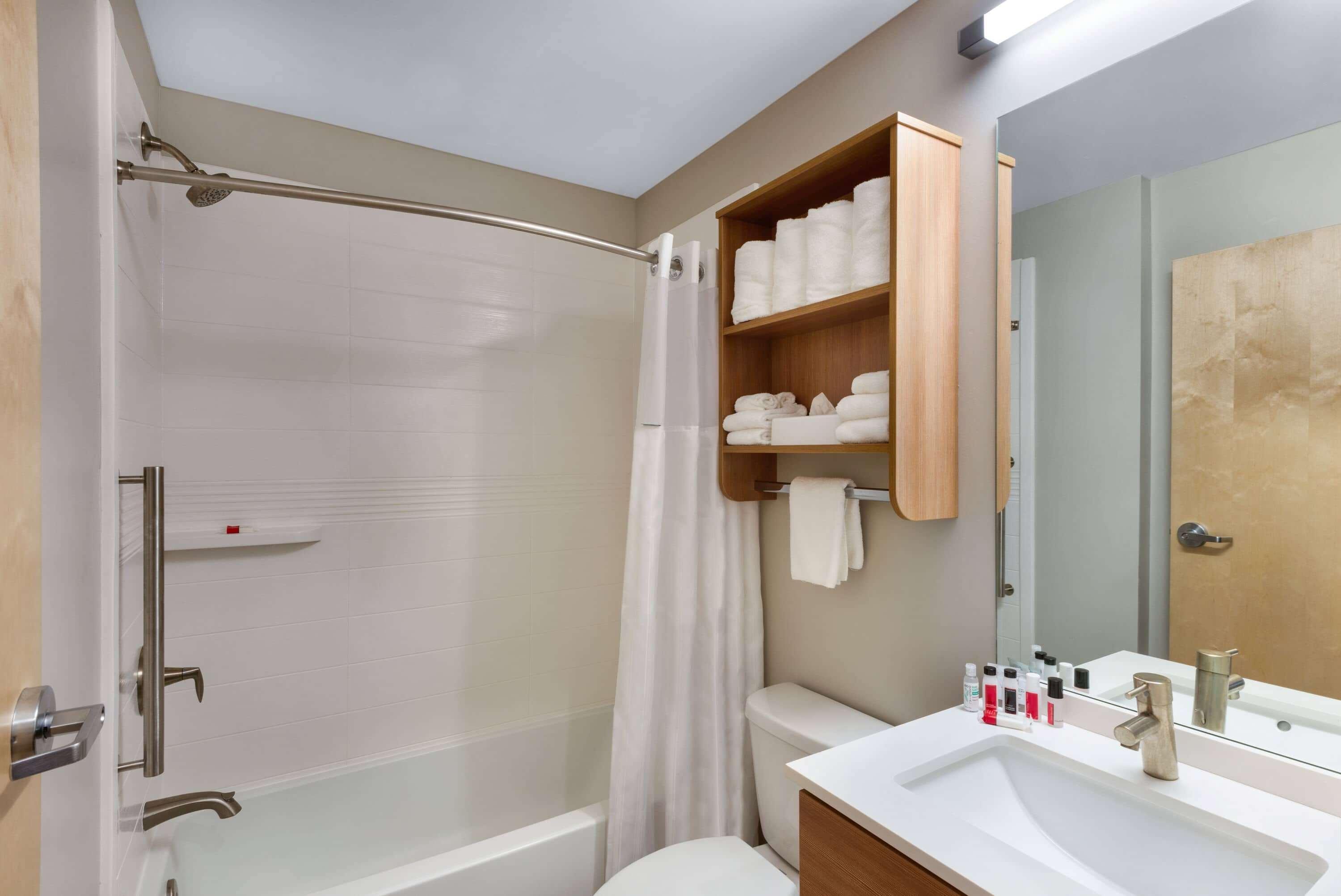 Microtel Inn & Suites By Wyndham Farmington Buitenkant foto