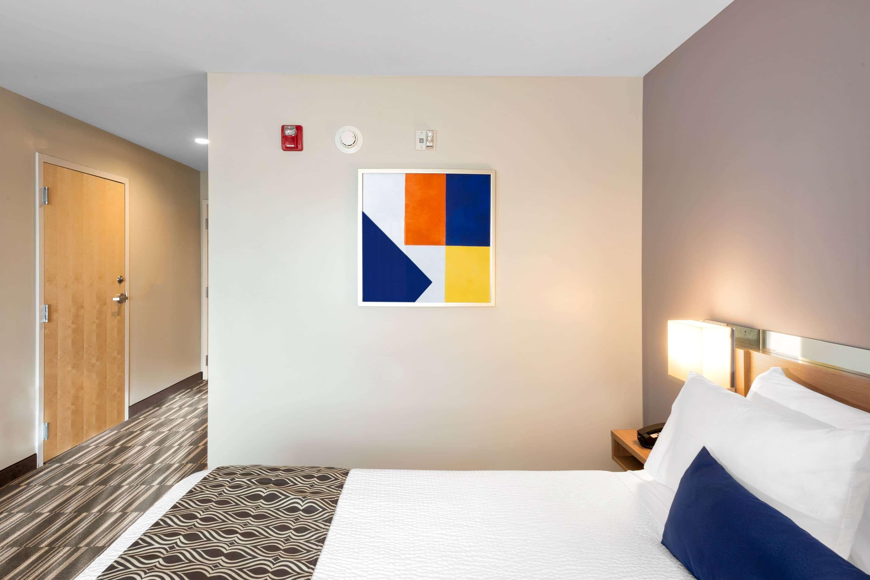 Microtel Inn & Suites By Wyndham Farmington Buitenkant foto